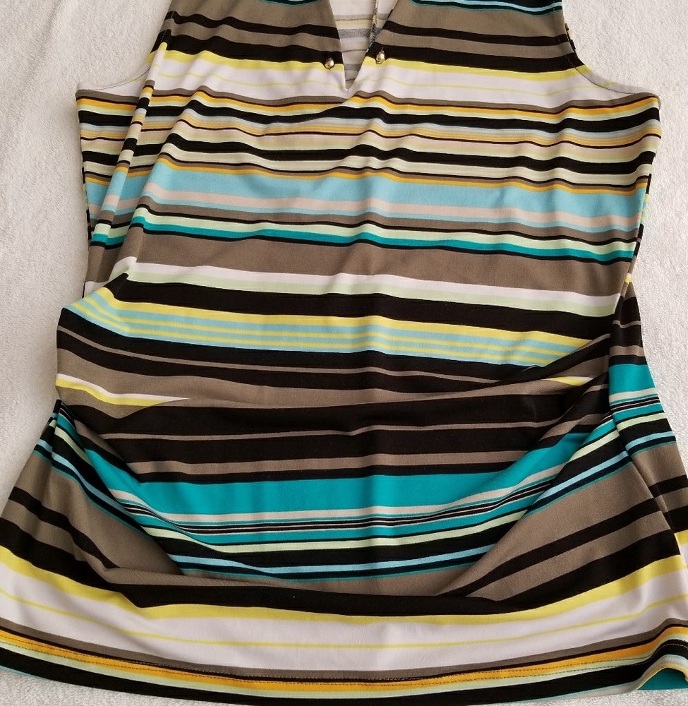 Sleeveless blouse